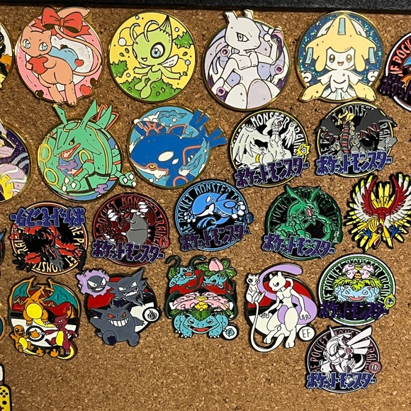 Pokemon Charmander Squirtle Pin Choice Pins Charizard Streetwear Hats Hat Brooch - Picture 3 of 11